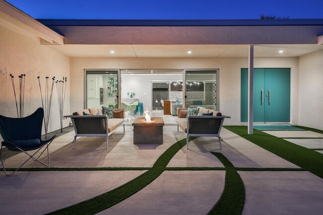 47956 Silver Spur Trail in Palm Desert, CA - Building Photo - Building Photo