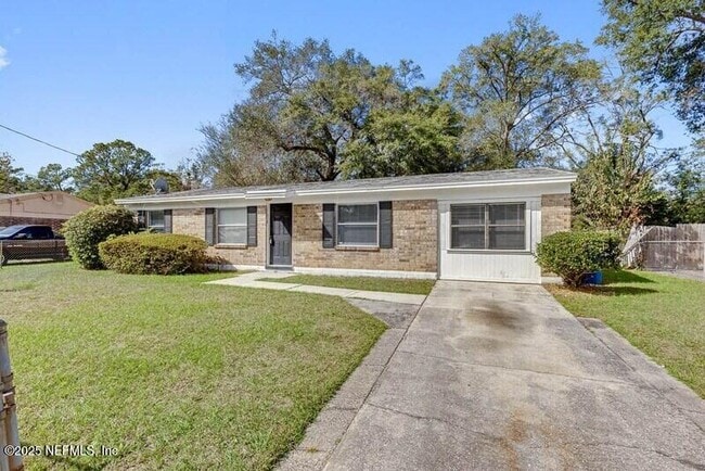 11034 Key Haven Blvd in Jacksonville, FL - Building Photo - Building Photo