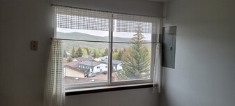 1314 Lincoln Heights, Unit 2 in Kemmerer, WY - Building Photo