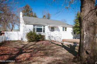 295 Roosevelt Ave in Ocean Township, NJ - Building Photo - Building Photo