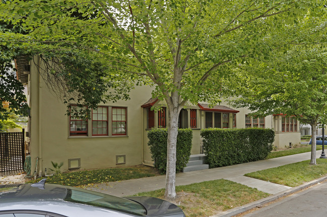 2201 I St in Sacramento, CA - Foto de edificio - Building Photo