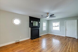 1120 Liberty Rd in Lexington, KY - Building Photo - Building Photo