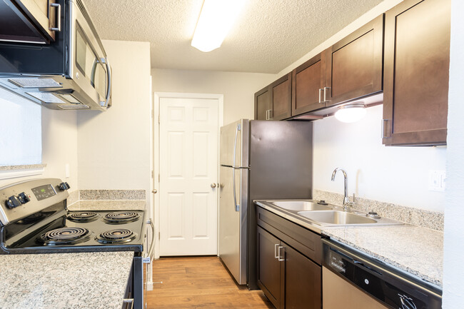 The Bricks on 13th in Temple, TX - Building Photo - Interior Photo