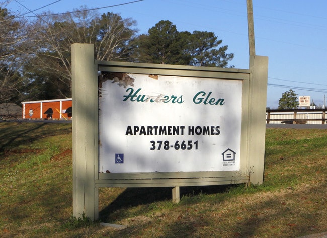 Hunters Glen in Childersburg, AL - Building Photo - Building Photo