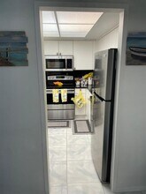 3180 S Ocean Dr, Unit 1007 in Hallandale Beach, FL - Foto de edificio - Building Photo