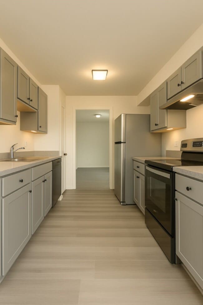 1421 Kingston Dr in Wharton, TX - Building Photo - Building Photo