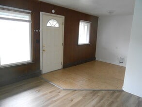 703 S 9th Ave in Yakima, WA - Building Photo - Building Photo