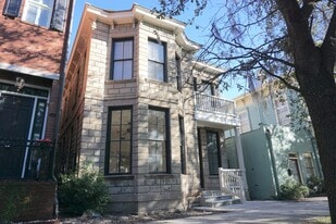 552 E Liberty in Savannah, GA - Building Photo