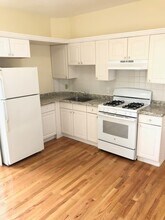 5 Buckley Ave in Boston, MA - Foto de edificio - Building Photo