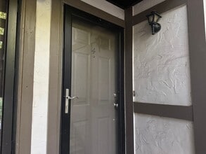 5304 Edmondson Pike in Nashville, TN - Building Photo - Building Photo