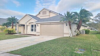 6790 Calistoga Cir in Port Orange, FL - Building Photo