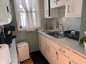 19 Havelock St, Unit 1 in Malden, MA - Building Photo - Building Photo