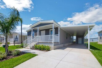 1455 Whispering Pnes Lp in Frostproof, FL - Building Photo - Building Photo