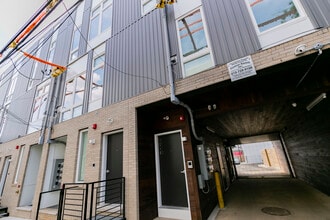 1233 N 27th St, Unit A in Philadelphia, PA - Building Photo - Building Photo