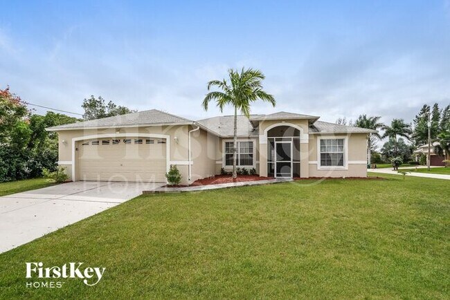 property at 318 SW 13th St