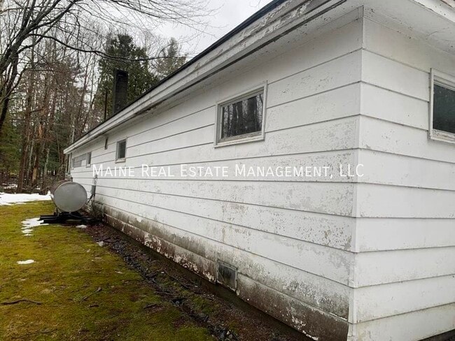 38 Simon Ct in Old Town, ME - Building Photo - Building Photo