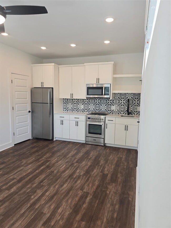 7601 Carver Ave in Austin, TX - Building Photo - Building Photo