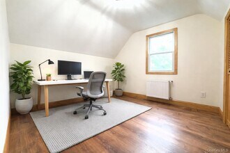 55 Landau Ave in Floral Park, NY - Building Photo - Building Photo