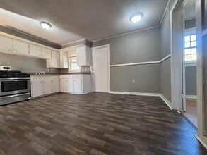 1323 E Atlantic St in Springfield, MO - Building Photo - Building Photo