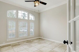 62 Marquise Oaks Pl in The Woodlands, TX - Building Photo - Building Photo