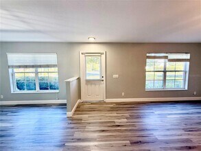 9604 Charlesberg Dr in Tampa, FL - Building Photo - Building Photo