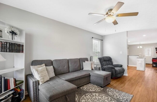 397 W McGlothlin St in Portland, TN - Building Photo - Building Photo