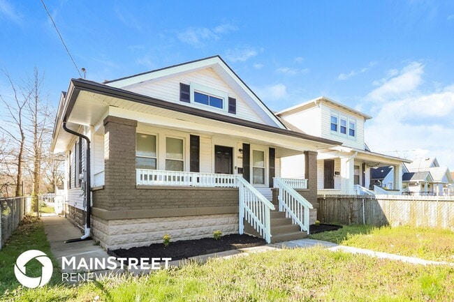 3732 River Park Dr in Louisville, KY - Foto de edificio - Building Photo