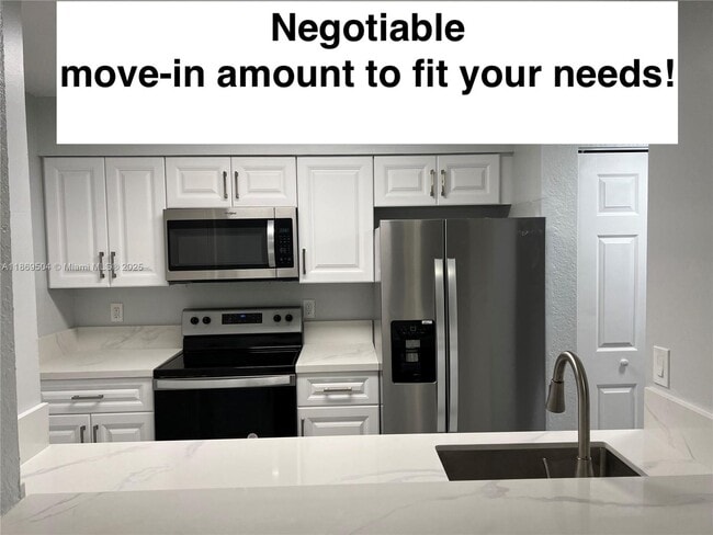 property at 2871 N Oakland Forest Dr