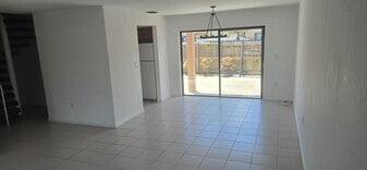 6325 SW 138th Ct, Unit MARAINELA in Miami, FL - Building Photo