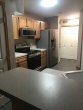 7834 Harvest Ln in Chanhassen, MN - Building Photo - Building Photo