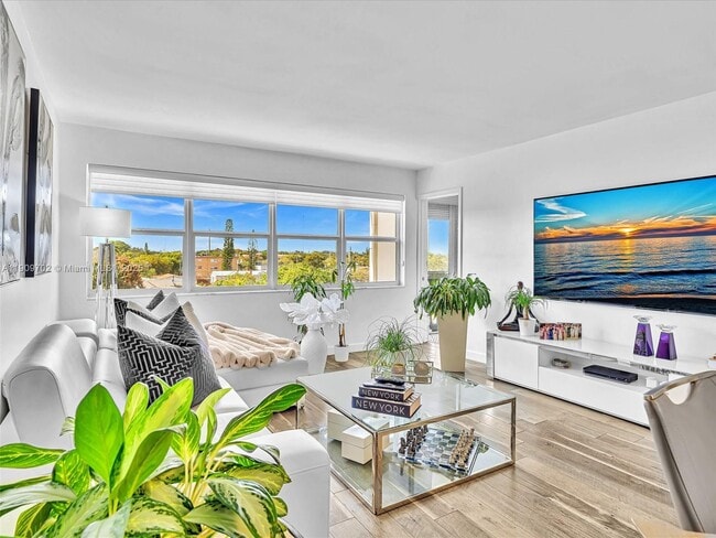 property at 215 SE 3rd Ave