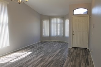 12409 W San Juan Ave in Litchfield Park, AZ - Building Photo - Building Photo