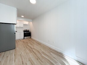 217 W 123rd St in New York, NY - Building Photo - Building Photo