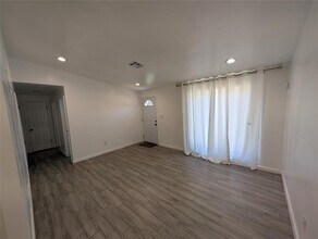 2701 SE 46th St in Oklahoma City, OK - Building Photo - Building Photo