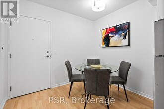 50-1250 John St in Toronto, ON - Building Photo - Building Photo
