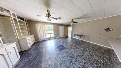 3708 Nelson Rd in Lake Charles, LA - Foto de edificio - Building Photo