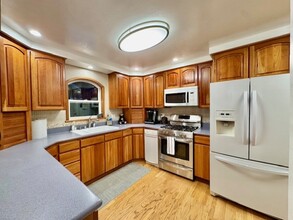 4999 Steelhead St in Juneau, AK - Building Photo - Building Photo
