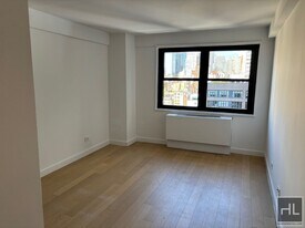 East 39th Street in New York, NY - Building Photo