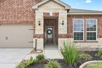 14209 Freeboard Dr in Santa Fe, TX - Building Photo - Building Photo