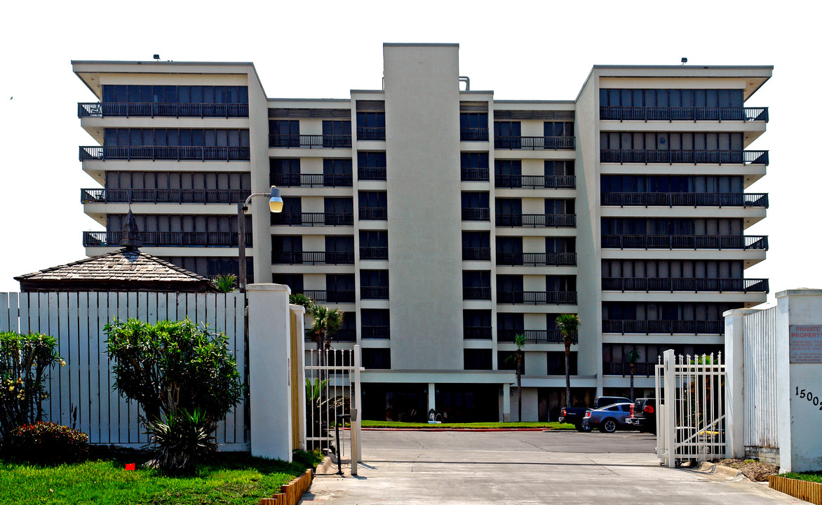 Portofino Condominiums in Corpus Christi, TX - Building Photo