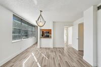 9440 Live Oak Pl, Unit 401 in Davie, FL - Building Photo - Building Photo