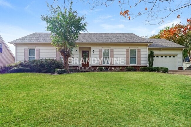 property at 2795 Lanthorn Dr