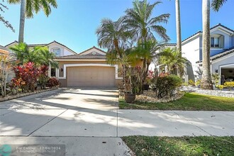 286 Conservation Dr in Weston, FL - Building Photo - Building Photo