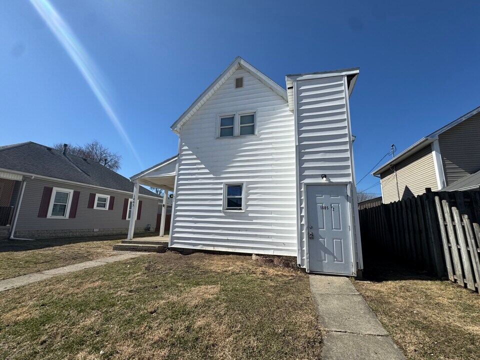 1805 N Wabash Ave in Kokomo, IN - Building Photo