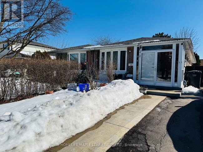 53 Jefferson Rd in Brampton, ON - Building Photo - Building Photo