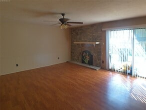 15823 Ironside Hill Dr in Houston, TX - Building Photo - Building Photo