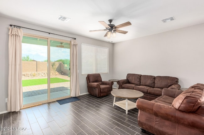 11522 W Oilseed Dr in Marana, AZ - Building Photo - Building Photo