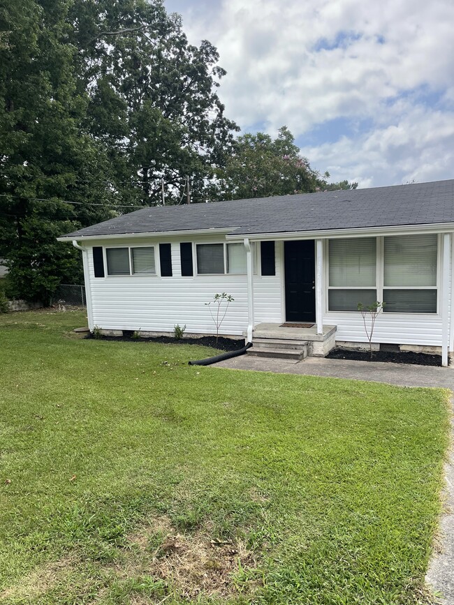 property at 1312 12th St SE