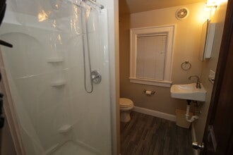 2351 N Holton St in Milwaukee, WI - Building Photo - Building Photo