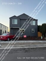 2710 SE Lyon St in Albany, OR - Building Photo
